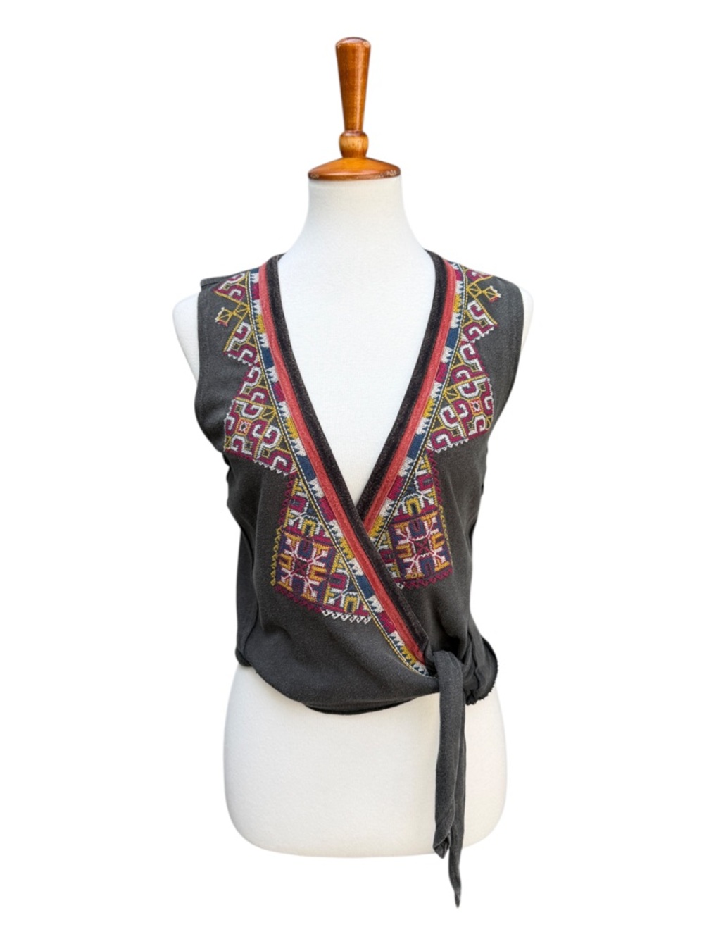 Free People Women’s S Embroidered Boho Wrap Tie Front Sleeveless Top - Picture 2 of 9